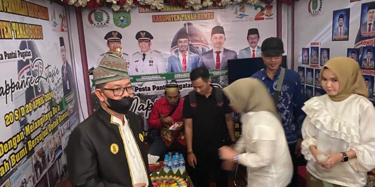 Stand Setwan di Expo Tanah Bumbu, Tampilkan Kegiatan DPRD