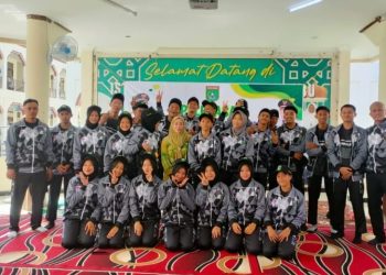 Mewakili Bupati, Asisten I Lepas Kontingen POPDA Tanah Bumbu
