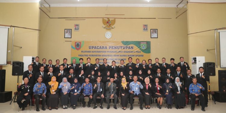 Sekda Tanah Bumbu Dr. Ambo Sakka Apresiasi Kelulusan Peserta PKP