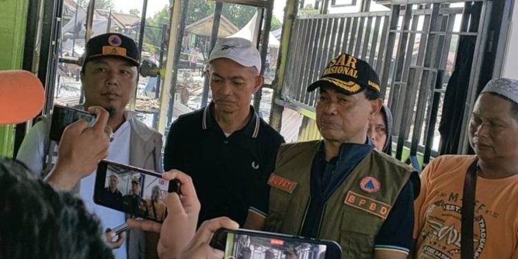 Abah Zairulah Tinjau Korban Kebakaran di Tungkaran Pangeran