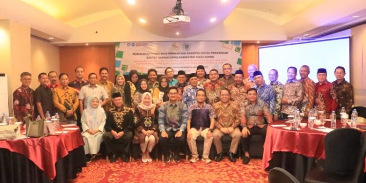 DPRD Tanbu Ikuti Bimtek Pengembangan BUMD