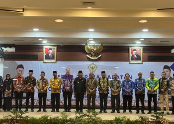 Sekda Ambo Sakka Hadiri Serah Terima Jabatan Kepala BPK Perwakilan Kalsel di Banjarbaru