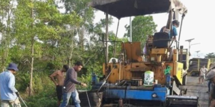 Dinas PUPR Tanah Bumbu Percepat Bangun Jalan Sepanjang 45 Km