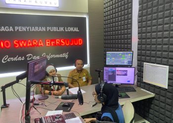 Dispersip Tanah Bumbu Kenalkan Layanan Digitalisasi Perpustakaan