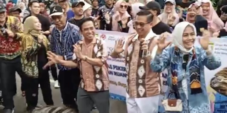 Menyalaa, Festival Sasirangan Banjarmasin 2024 On The Road