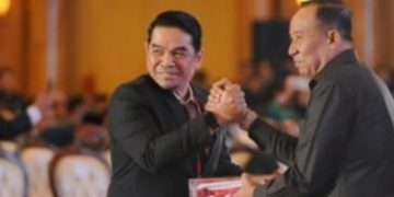 Bupati Tanah Bumbu Terima Duplikat Bendera Pusaka dari BPIP