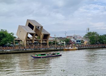 Paska Tutup, Taman Wisata Kampung Ketupat Banjarmasin Kini Bagai Kandang Ternak