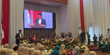 Ini Harapan Bupati Usai 35 Anggota DPRD Tanah Bumbu Diambil Sumpah