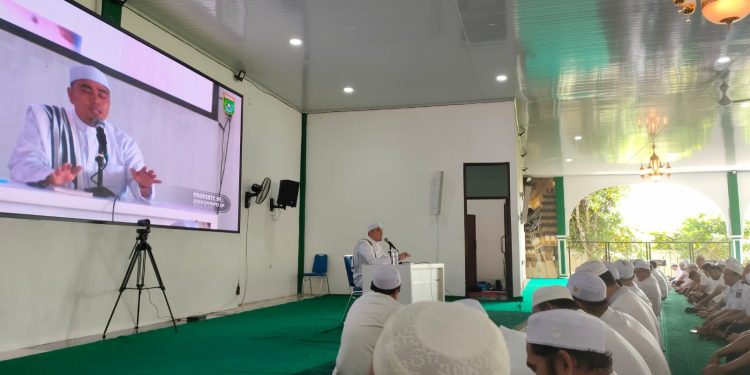 Arba Mustamir, Jemaah Sholat Dhuha Baca Surah Yasin