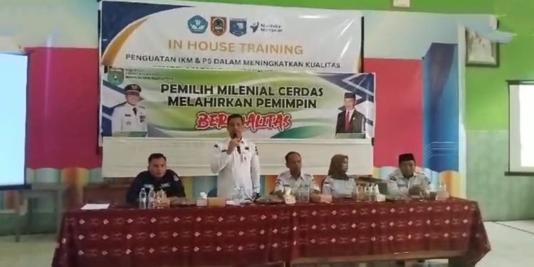Bakesbangpol Tanah Bumbu Gelar Pendidikan Politik bagi Pemilih Pemula