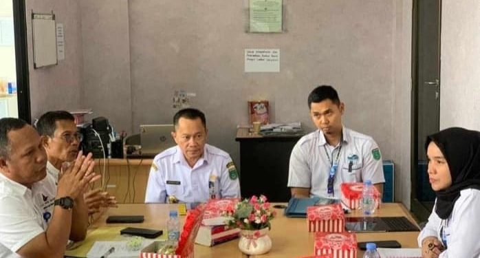 Asisten II Lakukan Pertemuan dengan Direktur PT. Air Minum Bersujud Tanah Bumbu