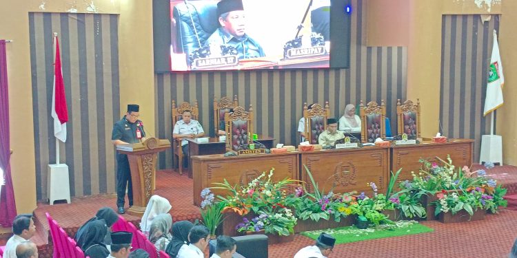 Bupati Tanah Bumbu Sampaikan Jawaban Atas Pemandangan Umum Fraksi di DPRD Tentang Perubahan Perda
