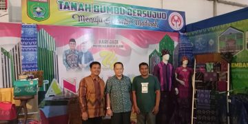 Eryanto Rais Kunjungi Stand Tanah Bumbu pada gelaran Kalsel Expo 2024 di Banjarbaru