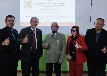 Direktur RSB Tanah Bumbu Raih Gelar Magister Administrasi di STIA Bina Banua