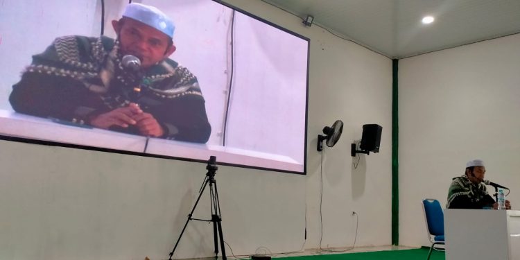 Ustadz Abdul Hamid: Kebaikan dan Keburukan Dua Perilaku yang Bertentangan Selalu Menyertai Kita