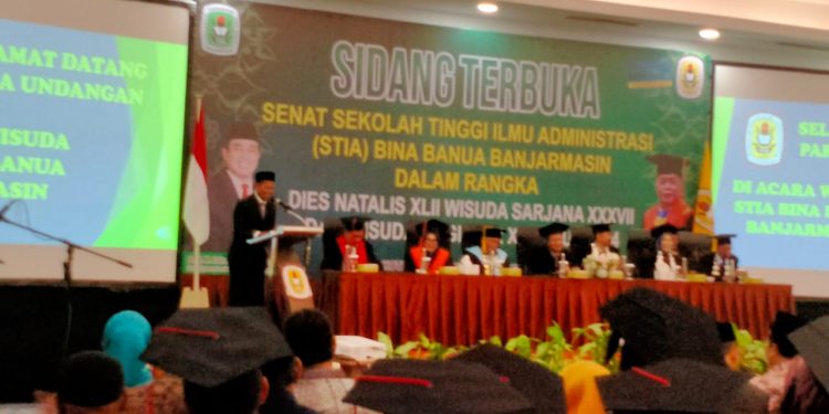 Wisudawan STIA Bina Banua Banjarmasin Diharapkan Berperan Aktif Dalam Memajukan Banua