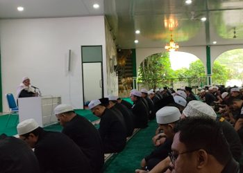 Ustadz Abdul Hamid : Perempuan yang Dinyatakan Nabi Dijamin Masuk Surga