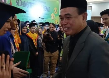 Bupati Tanah Bumbu Hadiri Wisuda STIE Nasional dan Akparnas di Banjarmasin