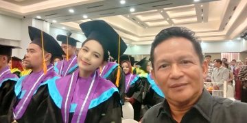 Penyiar RSB Tanah Bumbu Ikut Wisuda Diploma III Akparnas Banjarmasin