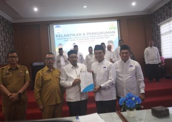 Abah Zairullah Lantik dan Kukuhkan Pengurus LKSA-PSAA Provinsi Aceh Periode 2023-2028