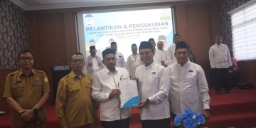 Abah Zairullah Lantik dan Kukuhkan Pengurus LKSA-PSAA Provinsi Aceh Periode 2023-2028