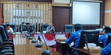 Komisi II DPRD Tanbu Rapat Kerja Dengan Dinas Perikanan