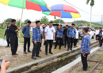 Bupati Zairullah Buka Bimtek CPPOB dan Pembenihan Ikan Patin di Lokasi Smart Fisheries Village