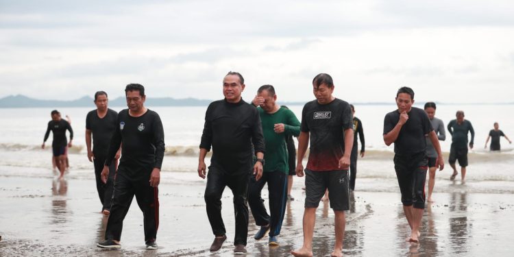 Abah Zairullah Nyatakan Pantai Pagatan Aman Dikunjungi