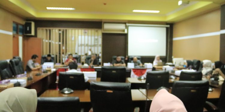 BANGGAR DPRD TANBU BESERTA STAF AHLI DPRD BAHAS MEKANISME RAPBD 2025