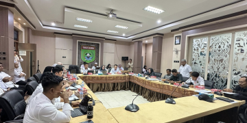 DPRD Tanbu Bahas RAPBD 2025 Bersama TAPD dan SKPD dalam Rapat Kerja