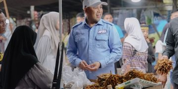 H. Bahsanudin Blusukan ke Pasar Teluk Kepayang, Pedagang Do’akan ARB Menang