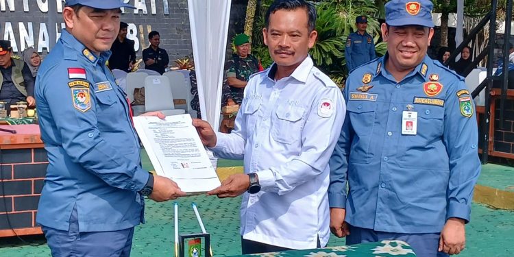 Satlinmas se-Kabupaten Tanah Bumbu Apel Siaga Kesiapan Hadapi Pilkada