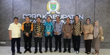SEKRETARIS DPRD TANBU TERIMA KUNJUNGAN BANGGAR DPRD KOTABARU