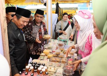 Al-Fath Batulicin Gelar Market Day dan Festival Kreasi Siswa