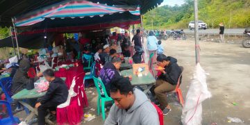 Arus Balik, Posko Rest Area Jalan Alternatif Batulicin-Banjarbaru KM 62 Kecamatan Mantewe Ramai Dikunjungi Jamaah Haul Abah Guru Sekumpul