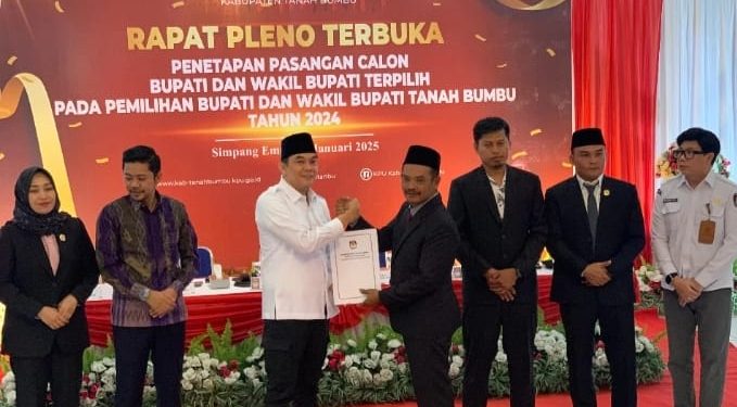 Andi Rudi Latif dan Bahsanuddin Ditetapkan Sebagai Bupati dan Wakil Bupati Tanah Bumbu Periode 2025–2030