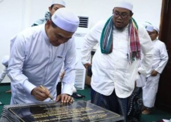 Bupati Zairullah Azhar Resmikan Pembangunan Infrastruktur Makam Bersejarah di Tanah Bumbu