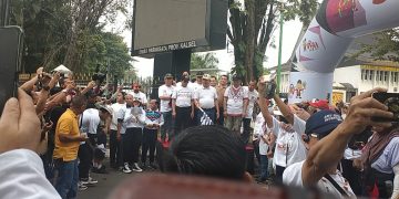 Meriahkan HPN 2025, Ribuan Masyarakat Ikuti Jalan Santai dan Senam Pagi di Taman Siring 0 Km Banjarmasin