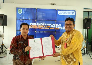 Penandatanganan Fakta Integritas, PK, dan Perjanjian Kontrak Kerja Non ASN Dinas Kominfosandi Hulu Sungai Utara