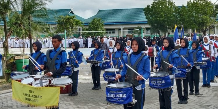 Keluarga Besar Madrasah Darul Azhar, Gelar Pawai Ta’aruf Sambut Ramadhan 1446 H