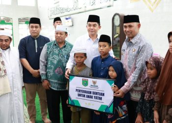 Bupati Bang Arul Sampaikan Pesan Kamtibmas pada Safari Ramadhan di Masjid Besar Al-Jami Pagatan