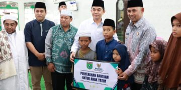 Bupati Bang Arul Sampaikan Pesan Kamtibmas pada Safari Ramadhan di Masjid Besar Al-Jami Pagatan