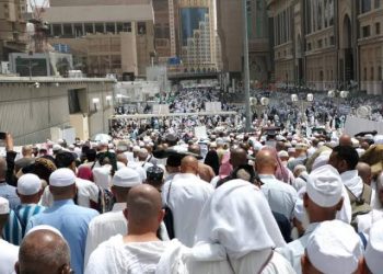 Tingkat Tinggi, Effort  Penduduk Mekkah  untuk Bisa Taraweh Bersama Syekh Suda