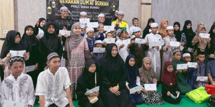 Baznas Tanah Bumbu dan GJB Buka Puasa Bersama Anak Yatim