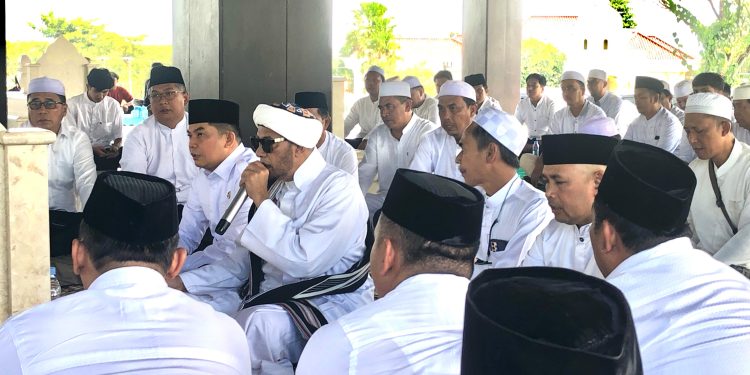 Bupati Tanah Bumbu Hadiri Safari Dakwah dan Ziarah Guru Mulia Al Habib Musthofa bin Abdullah Alaydrus