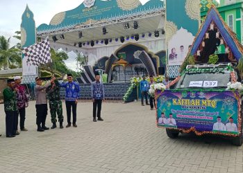 Pawai Ta’ruf Mobil Hias Bernuansa Islami Semarakkan Pawai Ta’ruf MTQ Nasional IV Tingkat Kecamatan Kusan Tengah