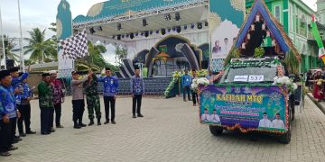 Pawai Ta’ruf Mobil Hias Bernuansa Islami Semarakkan Pawai Ta’ruf MTQ Nasional IV Tingkat Kecamatan Kusan Tengah