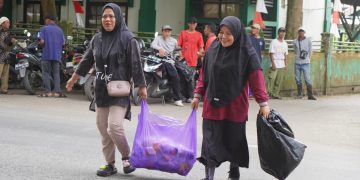 AKSI Jumat Bersih, Langkah Nyata Bupati Andi Rudi Latif Wujudkan Lingkungan Sehat di Tanah Bumbu