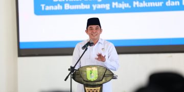 Bupati Andi Rudi Latif Kukuhkan Pengurus LPTQ Tanah Bumbu Periode 2025–2030