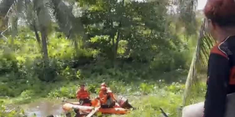 Sepeda dan Sajadah Petunjuk Ali Akbar Tenggelam Usai Jumatan, Korban Ditemukan Keesokan Harinya